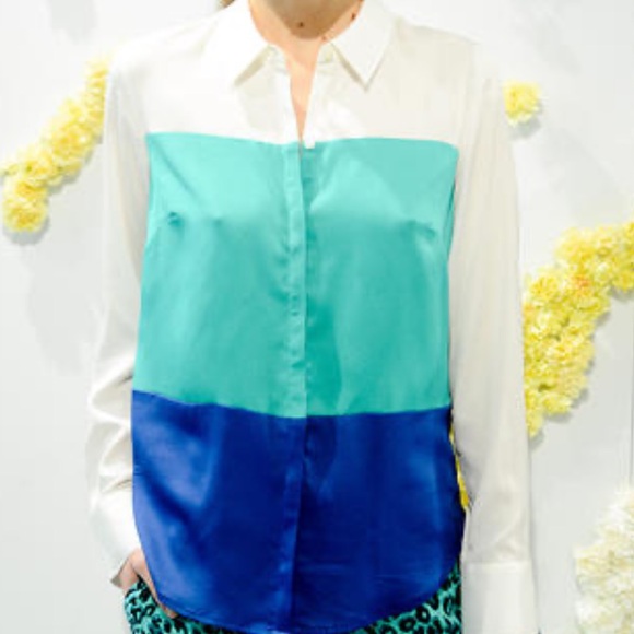 Ann Taylor Tops - ✨Ann Taylor Color Block Green Blue White Button Down